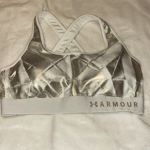 UnderArmour sports bra brand new condition  size LG